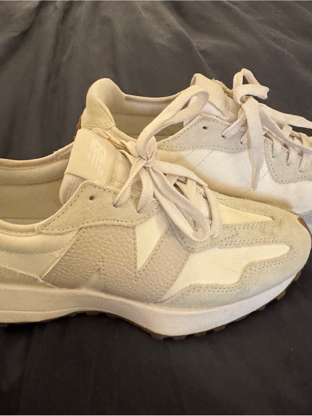 New Balance Women's Cream & Off-White Mixed-Material Sneakers - Picture 2 of 6